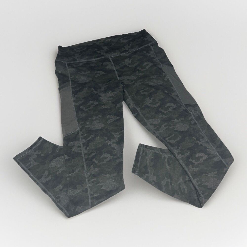 Fabletics PowerHold Camo Leggings Women's Size Large High Waisted Pockets